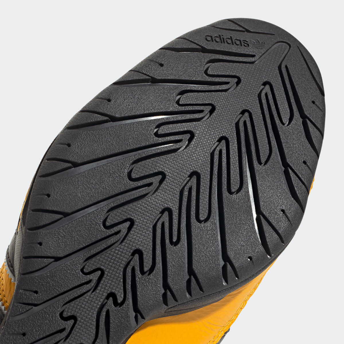 Adidas Adi Racer Lo - Core Black/Crew Yellow/Silver Metallic - Adidas - State Of Play