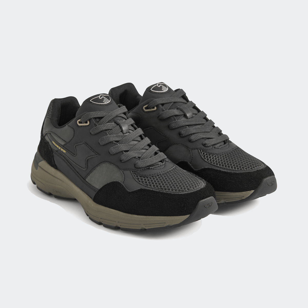 Stepney Workers Club Amiel S-Strike Tech Mix - Black/Black - Stepney Workers Club - State Of Play